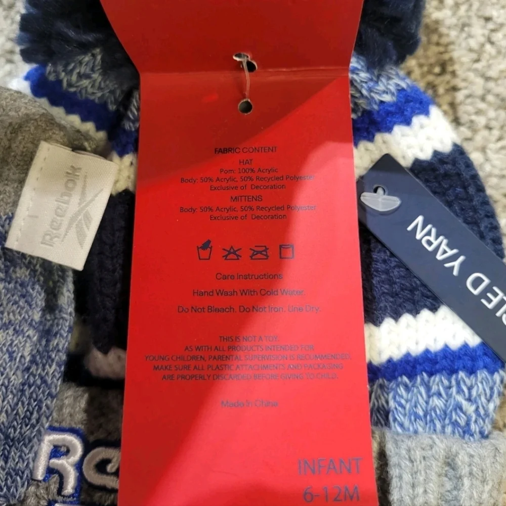 Reebok Infant Baby 6-12 Months Knit Cuffed Beanie & Mittens Set Logo NEW